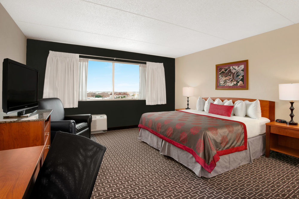 Delta Hotels By Marriott Fargo Exterior photo